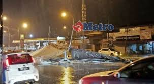 Cuaca dan keadaan meteo padajumaat26macdalam kuala terengganu. Ribut Badai Kuala Terengganu