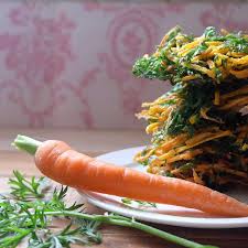 にんじんは葉っぱも旨い 葉付きにんじんのかき揚げレシピ 今日 なに食べよう 有機野菜の畑から