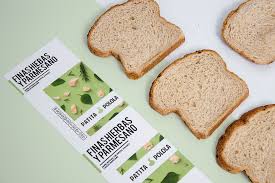 The containers can be ingeniously transformed into heart shapes, a complete integration of d… Minimal Colourful New Packaging Design For Wholemeal Bread Company World Brand Design