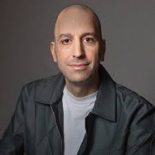 Att få konsulta som Creative Director på Warner Music för en av Sverige  absolut största artister idag, är inget jag skulle tro!Fått äran att ta  fram det strategiska i Jireel's kommunikation samt… |