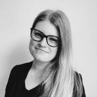 Lisa Melander's Instagram, Twitter & Facebook