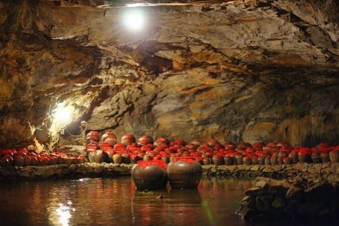 Hang Nấu Rượu Tràng An (Ninh Bình): Truyền thuyết bí ẩn và kinh nghiệm tham quan