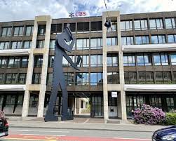 Ubs hong kong is a licensed bank, division of ubs ag, a swiss global financial services company headquartered in basel and zürich, switzerland. Grosser Umzug Ubs Verkauft Gebaude Am Aeschenplatz Prime News