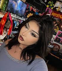 cierajaay Queen looks mesmerizing with windy brown😍💗🫶#eyemoody ✨Link in  my bio ✨Use code " cierajaay " for 15% off -----⁠------ Buy 5 Get 5 Free