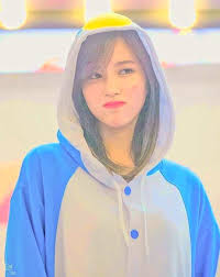 Pin By سـو يونغ On منعش Girl Icons Cute Korean Girl Cute Korean