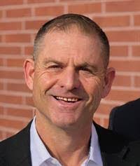 Andrew Straughter's Instagram, Twitter & Facebook