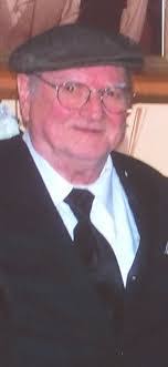 Robert Mcquilkin's Instagram, Twitter & Facebook