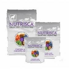 Find out what causes dry skin in dogs and what you can do to help your dog stay moisturized. Dogswell Nutrisca Chicken And Chickpea Recipe Dry Food 6x4 Lb