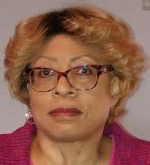 Walmart gave customner $100 gift card for her trouble