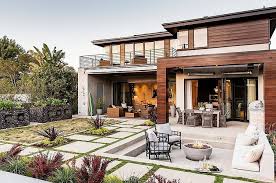 Manhattan Beach House By Disc Interiors Homeadore Beach House Design Beach House Interior Modern Beach House