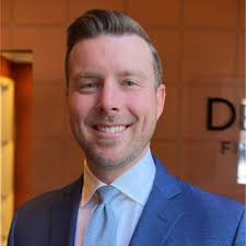 Finance alum named among Forbes Top Next-Wealth Advisors