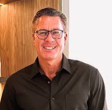 Arlington Heights Gay Realtors and Gay Friendly Real Estate Agents