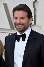 For some styles, like comb overs, use hair spray instead of gel or matte to achieve a slightly glossy look. How To Get Bradley Cooper S Oscars Grooming Skin And Hair 2019
