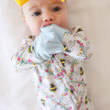 Bee White Baby Convertible Sleeper