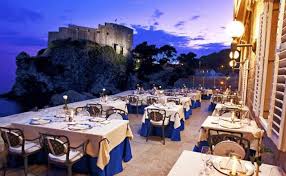 تعرف على أجمل المطاعم حول العالم الذواقة