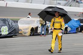 Martin truex jr won his first race of the year at the instacart 500 in phoenix. Nascar S Erik Jones Still Reads To Kids As He Awaits Green Flag Las Vegas Review Journal