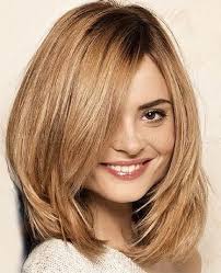 Model potongan rambut layer pendek sebahu lainnya yang bisa anda coba adalah gaya rambut layer berponi, segi layer terbaru, oval shaggy layer, layer cut atau model u. Inspirasi Model Rambut Sebahu Terbaru Sakerapedia