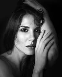 Call me Art ⭐ by Melissa Cartagena (@perazna). in frame Alexa Taylor Tedder  (@alexattedder). Sara F. @fashionportraitsgallery #fashionphotography  #blackandwhitephotography #bnwportrait #35mm #rooftop #fashionphotography  ______