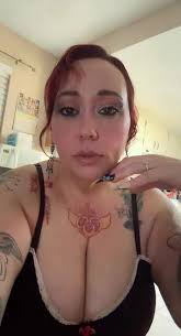 Lori Cobb (@loricobb)'s videos with quavooempire