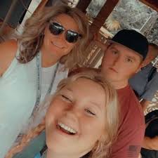 Ginny Tucker (@AllStarCoachT)