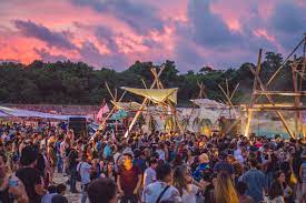 🌎 connect with your friends via text or voice message while you watch together. Tulum Says No To Rave Parties 6am
