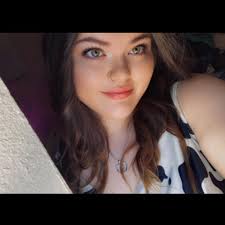 LISTEN: Someone combined Paramore's 'Misery Business' with The Weeknd's  'Blinding Lights' and it's fire 😳