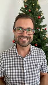 A partir do dia 01 de dezembro, domingo, nós teremos a Live Devocional de  Natal! 🌟 Todos os dias, até 25/12, nos encontraremos ao vivo às 8h no  YouTube para refletir e nos preparar para viver o Natal! ...