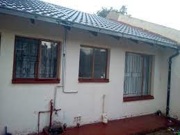 Home buyers continue to flock to the midrand area in gauteng due to the value for money, accessibility, and numerous amenities on offer. Houses Parking Rabie Ridge Houses In Rabie Ridge Mitula Homes