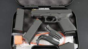 But i still can't stand the fact glock gets away with this. New Updated Glock 19 Gen 5 Ameriglo Front Slide Serrations No Cutout And More Unboxing Youtube
