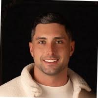 400+ "Derrick Walker" profiles