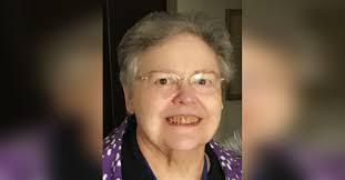 Linda Stadler's Instagram, Twitter & Facebook