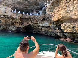Located in polignano a mare in a central pedestrian street, marè polignano a mare provides accommodation with marè polignano a mare (bed and breakfast), polignano a mare (italy) deals. Polignano A Mare Boat Rental