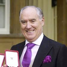 Barclays' empire in retreat as family sells off assets