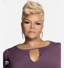 Is anyone else having trouble submitting looks?