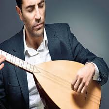 Kadın müzisyen, şarkıcı i̇smail altunsaray 1,xx m boyundadır. Ismail Altunsaray Kac Yasinda Biyografi Sitesi