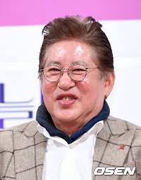 방송을 통해 이날 '반전 학벌' 1위는 박성웅이 차지했다고 하는데요. Vyzmaue4vpep7m
