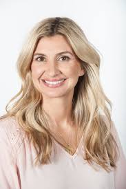 Miranda Calvert's Instagram, Twitter & Facebook