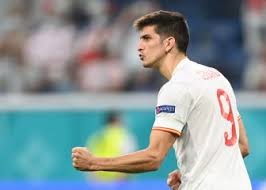 Born in catalonia, gerard moreno's youth career was irregular yet orthodox. Gerard Moreno Gerard Moreno Balaguero As Com