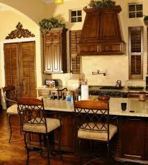 A Traditional Traditional Kitchen Sewell Shutters Dallas Texas Http Www Sewellshutters Com Kitchen Design Kitchen Inspirations Backsplash Designs