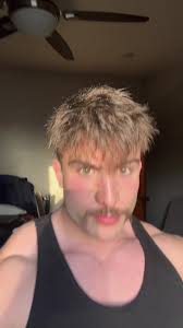 Expert Tips for Aspiring Bodybuilders in the Gym