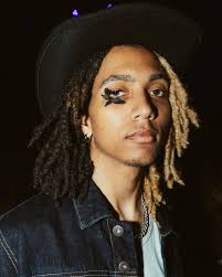 ⭐️ WEEK 2 HORNSTARS ⭐️ Outside for NY, DC & Boston ✌🏾 (If you see you, Tag  you 💙) Photos by @fred.ayala