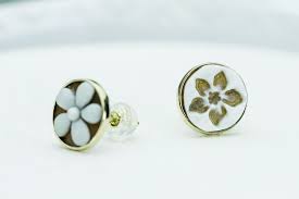 shell cameo pierced earrings シェルカメオ ピアス ジュエリー アクセサリー スタッドイヤリング