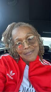 Happy birthday to Janelle Brown! 🎉🎂