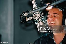 Dave Neumann's Instagram, Twitter & Facebook