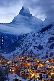 However, the christmas tree was up in the bahnhofplatz and the christmas season will be getting into swing i'm. I Want To Spent My Christmas There Zermatt Switzerland 9gag