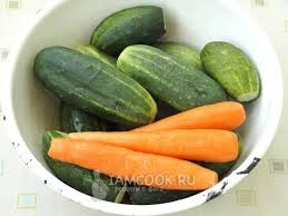 салат из огурцов с луком и морковью на зиму Salat Iz Pererosshih Ogurcov Na Zimu Recept S Foto Recept V 2020 G Detskie Zakuski Detskie Deserty Salat Iz Ogurcov