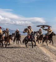Is 'flash in the pan' an old fashioned phrase and not used in the daily conversation? Smiling Camels In The South Gobi Desert Of Mongolia With Mongolia Quest Picture Of Mongolia Quest Ulaanbaatar Tripadvisor