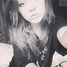 Ellie Workman pictures and photos