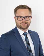 Robin Rupprecht's Instagram, Twitter & Facebook