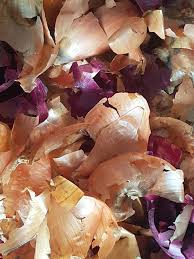 Plant Dyed Ecoprint Paper With Onion Skins Book And Paper Arts Ecoprint Paper Eco Printing Plant Dyes